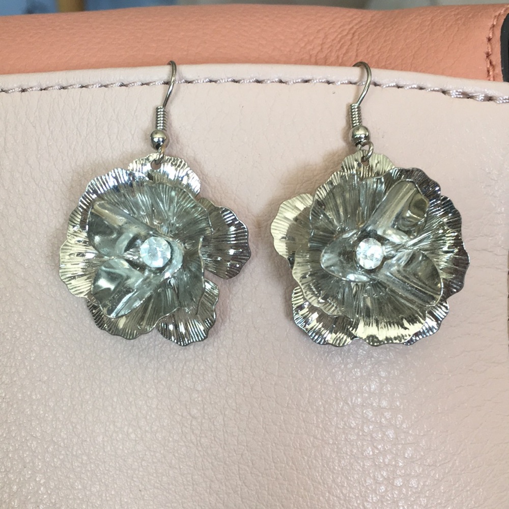 Dimensional Flower Earrings Vintage